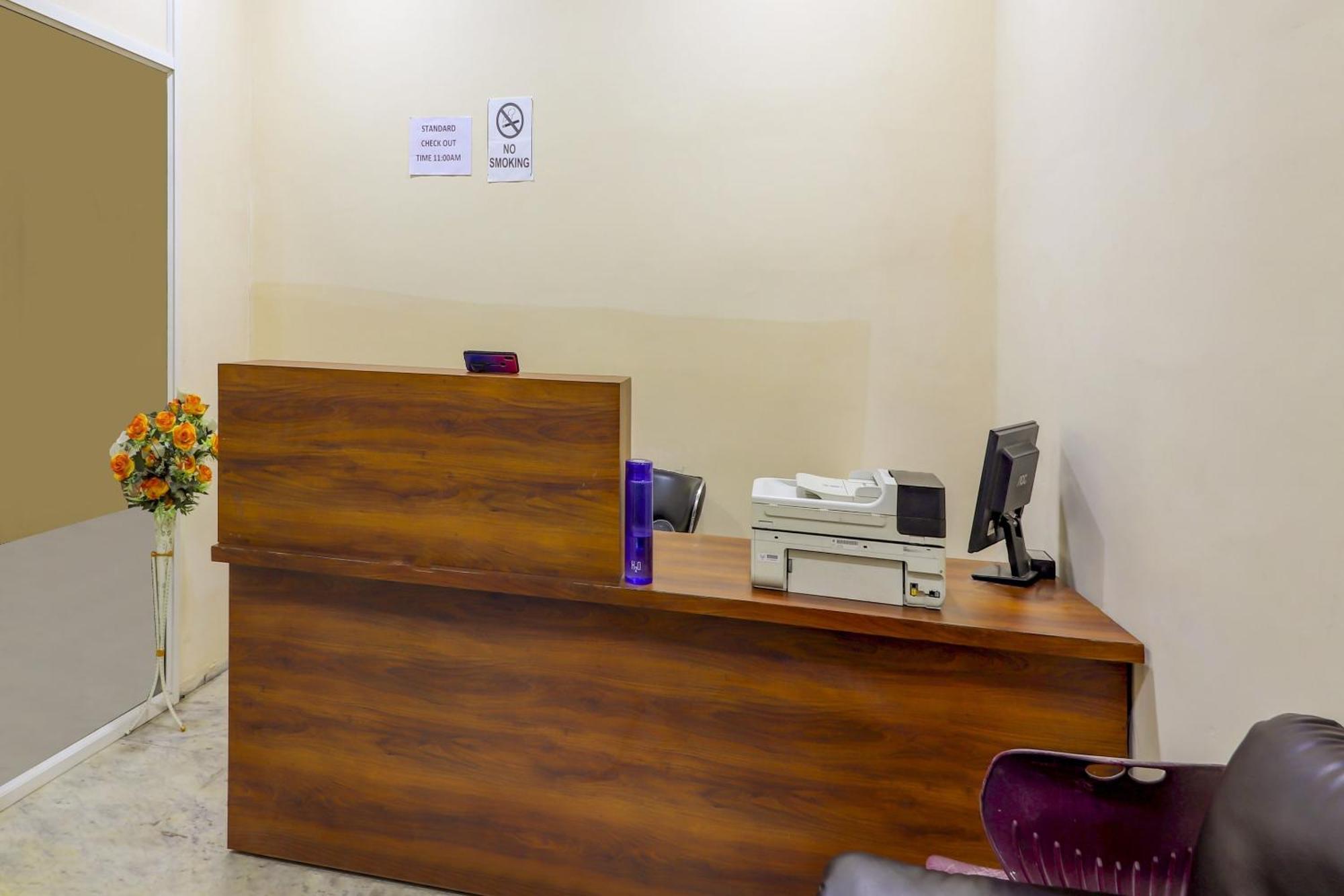 Hotel O Rsquare Elite Sururnagar Buitenkant foto