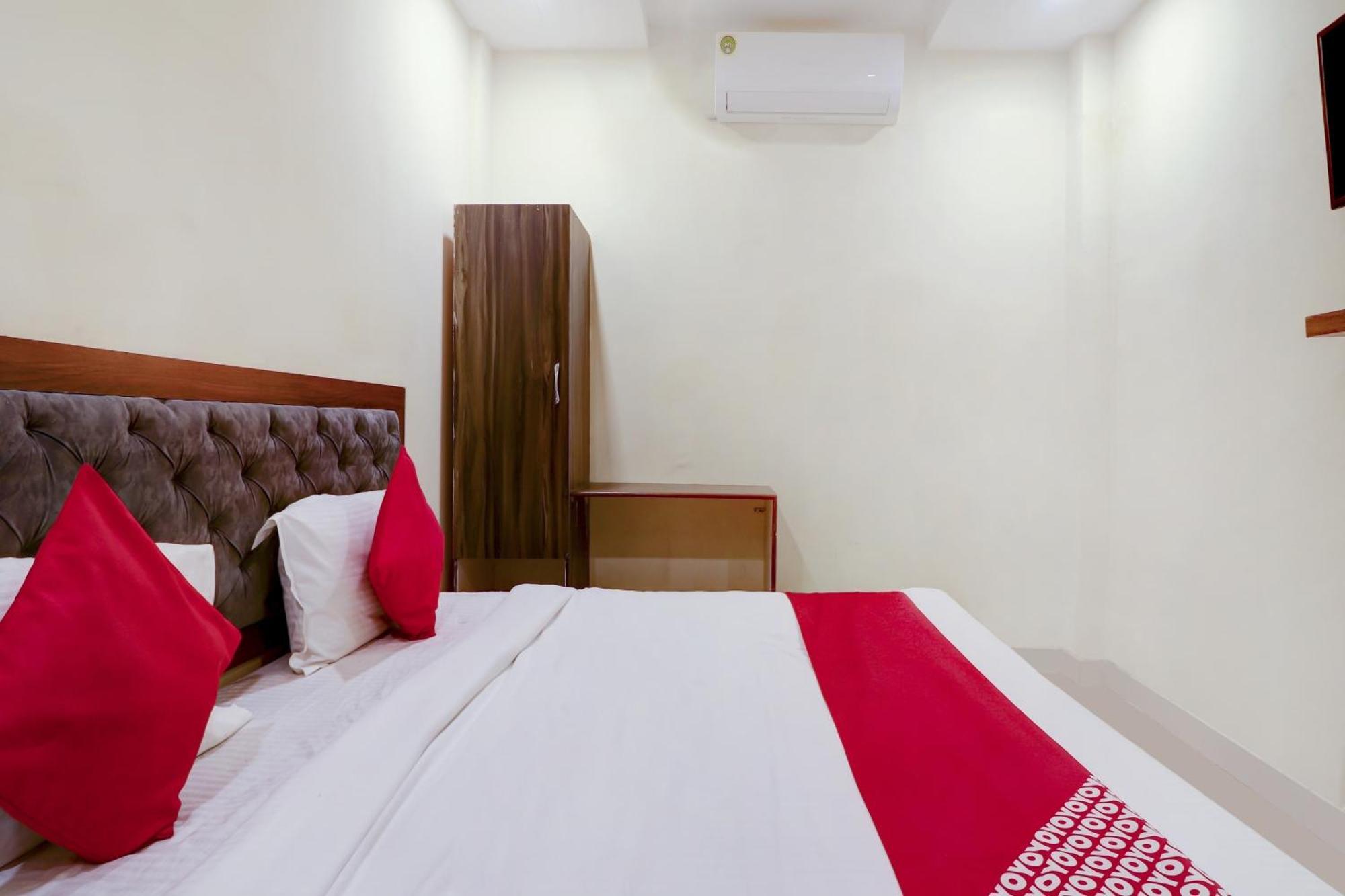 Hotel O Rsquare Elite Sururnagar Buitenkant foto