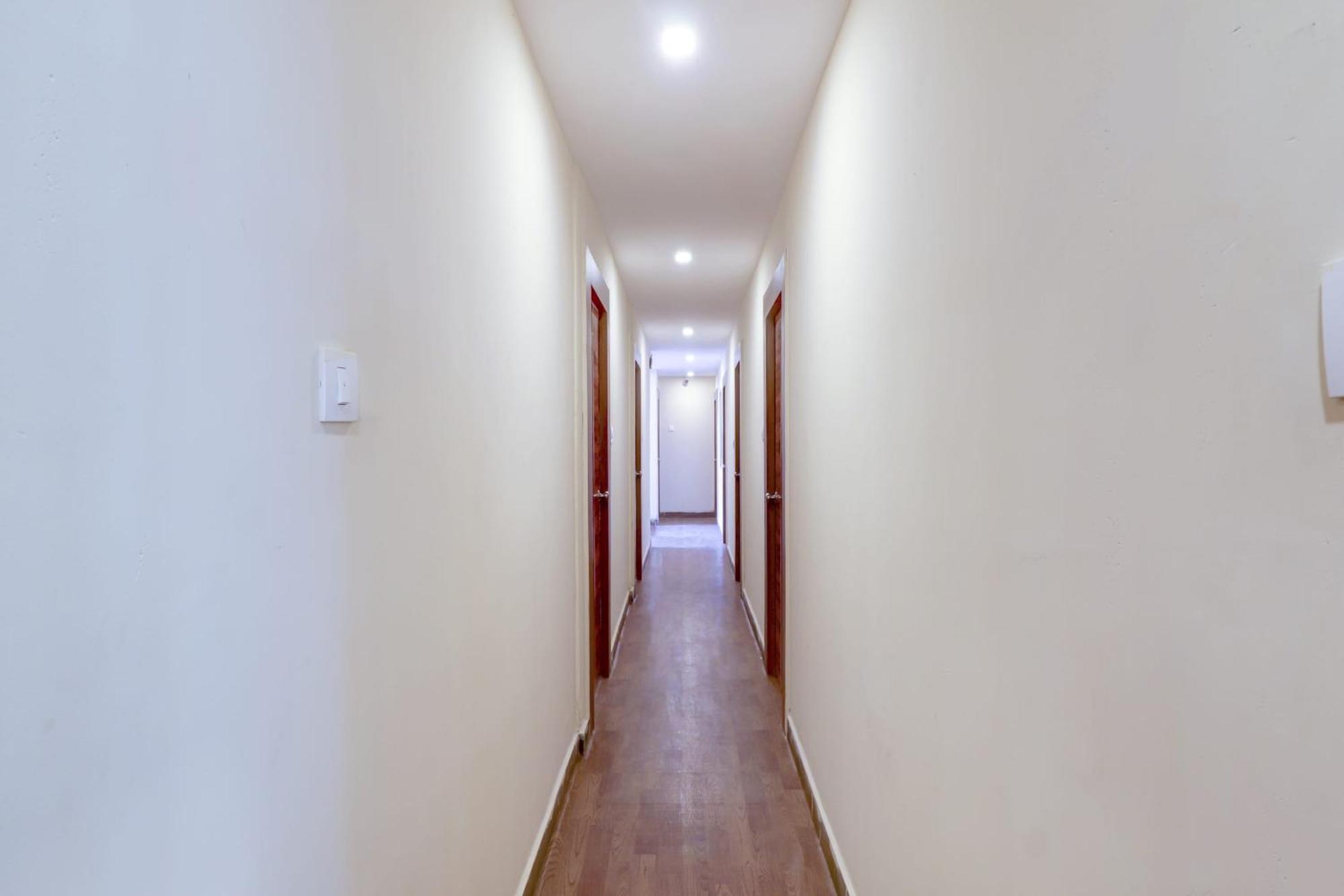 Hotel O Rsquare Elite Sururnagar Buitenkant foto