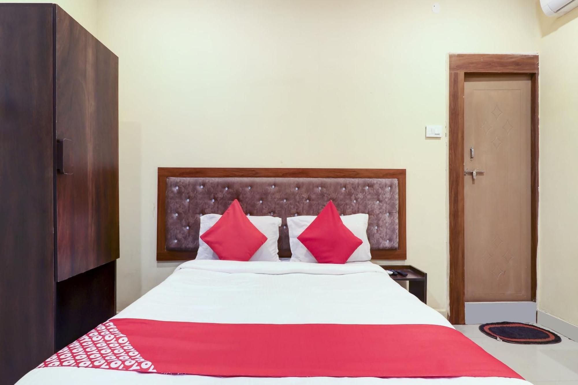 Hotel O Rsquare Elite Sururnagar Buitenkant foto