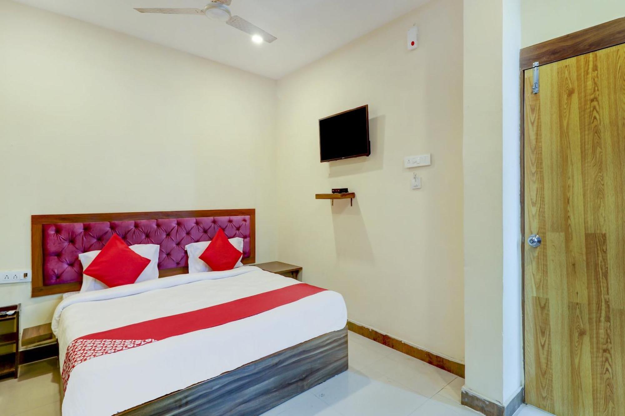 Hotel O Rsquare Elite Sururnagar Buitenkant foto